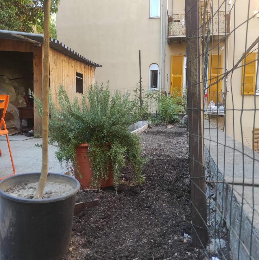 La Corte Di Paola 1 E 2 Сasa de vacaciones *